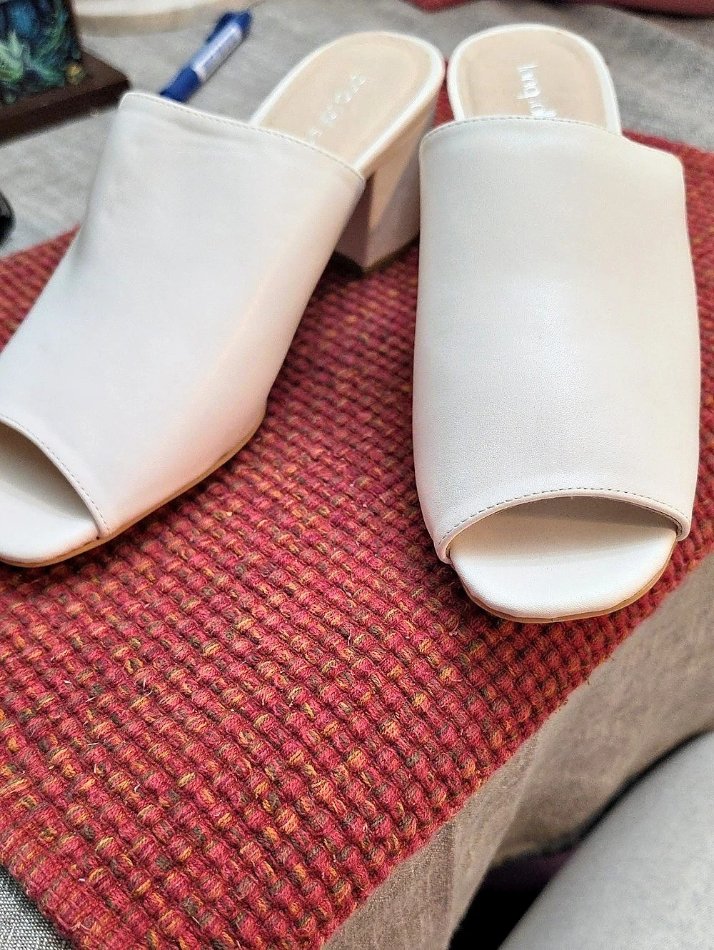 Long Tall Sally Corrine Heeled Mule  White Block Heel  US 10 Like New